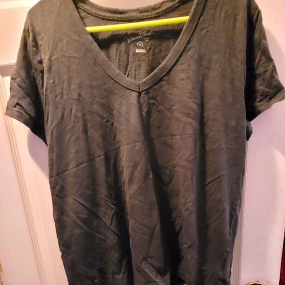 American Threads Slate Gray Short Sleeve Tee NWOT - Picture 1 of 5